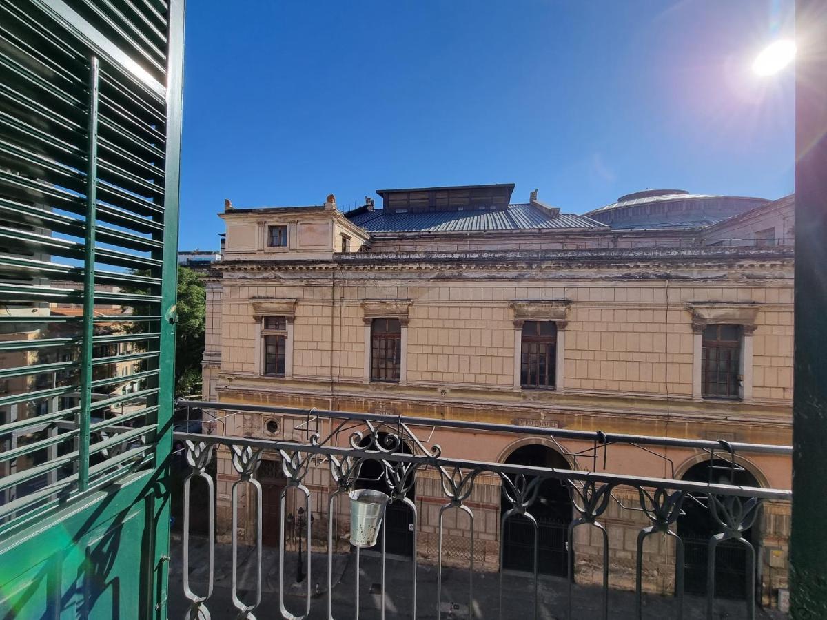 Piazza Politeama Apartamento Palermo Exterior foto