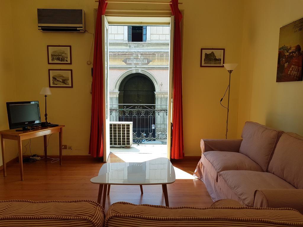 Piazza Politeama Apartamento Palermo Exterior foto